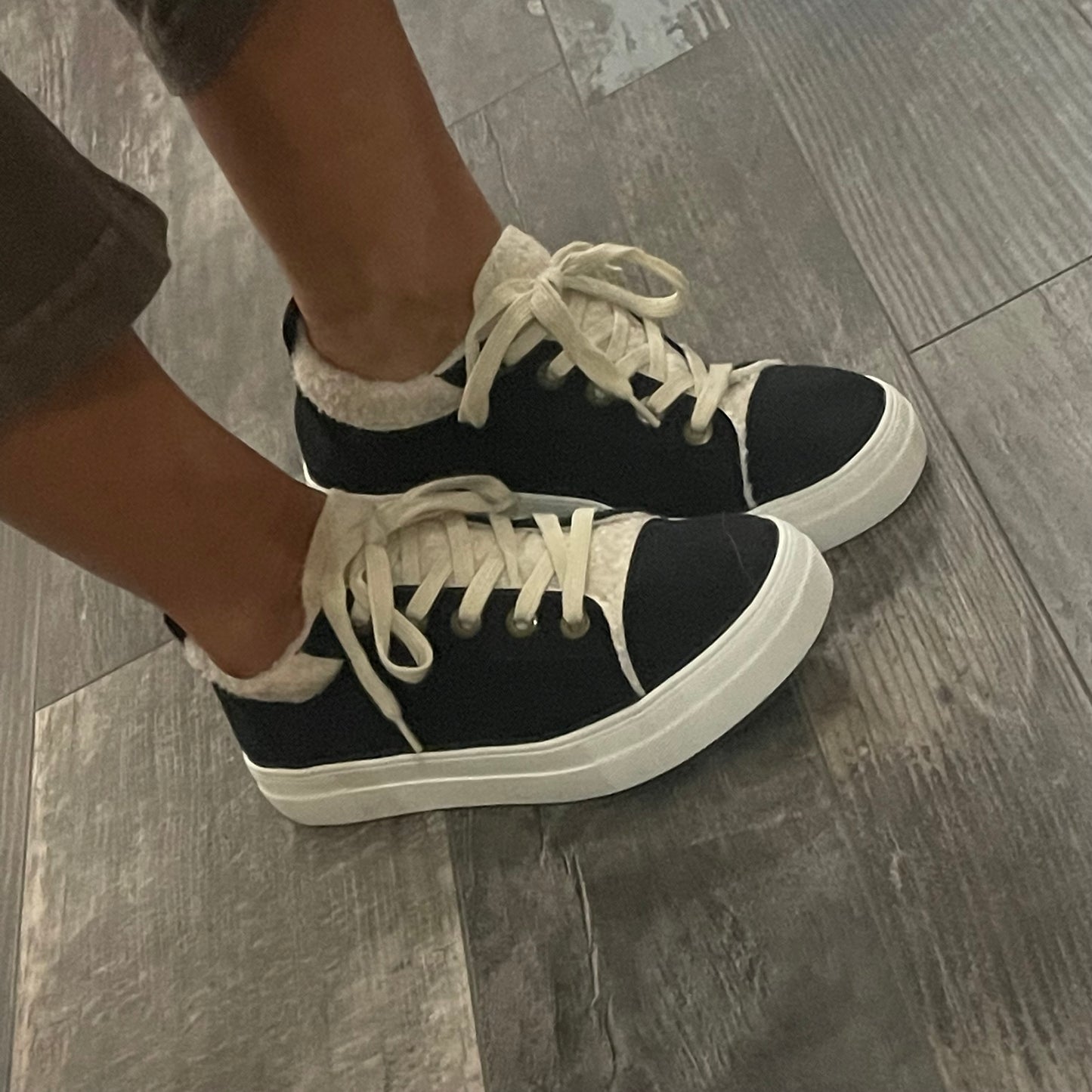 Fur Tennis Shoe