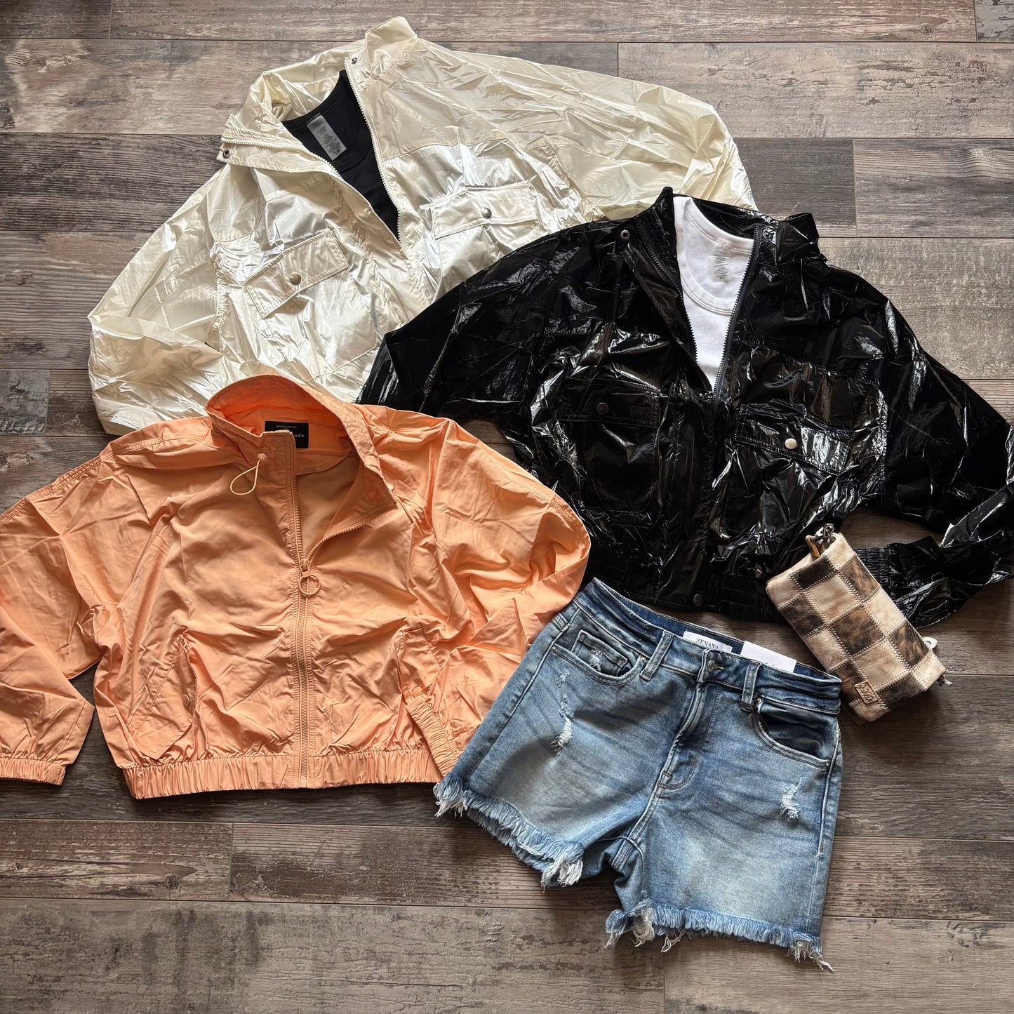 Light Washed Short