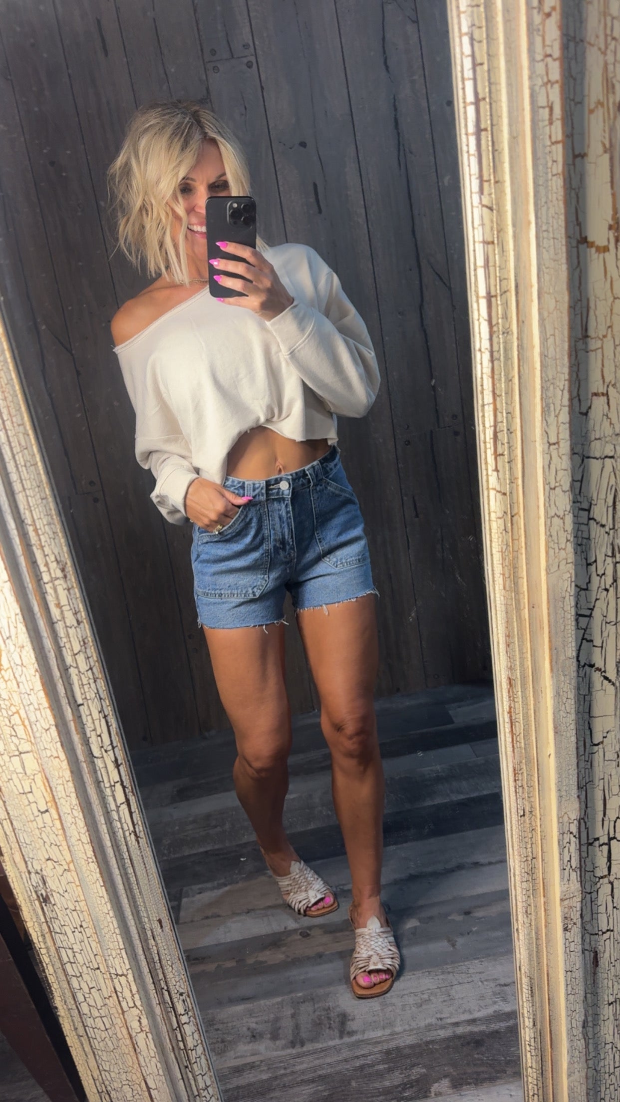 Boat Neck Crop