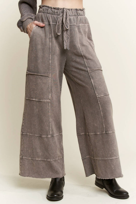 Mineral Wash Wide leg Cropped