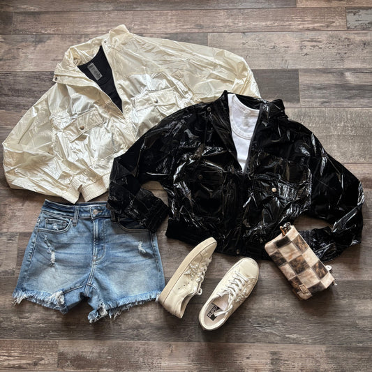 Light Washed Short
