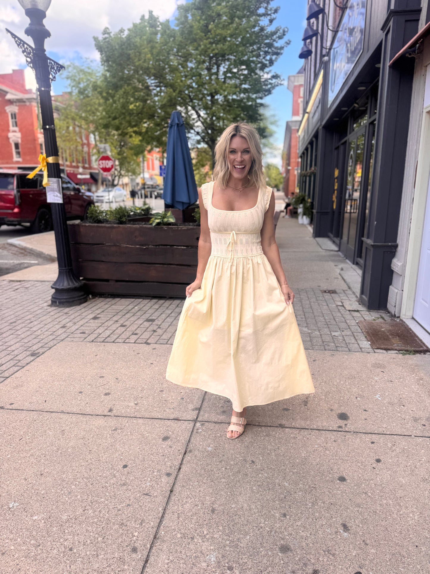 Yellow Daisy Girl