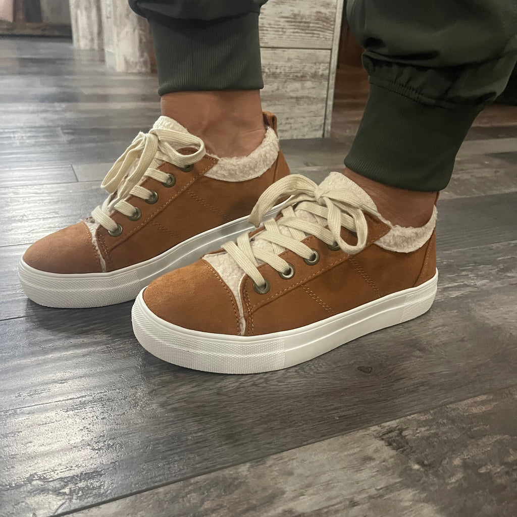 Fur Tennis Shoe