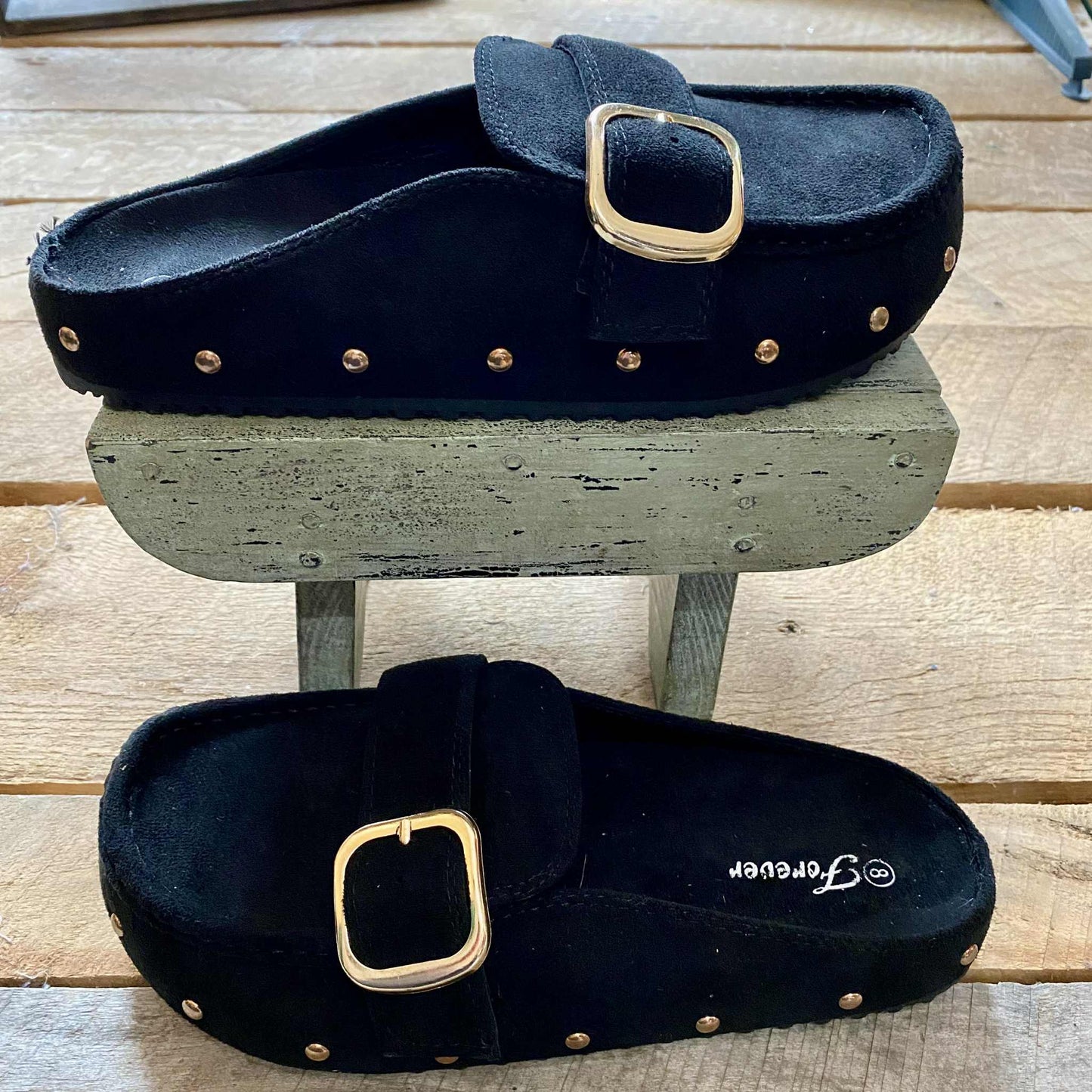 Buckle Gal Mule
