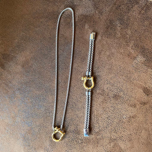 Horse Shoe Bracelet