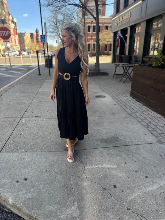 Black Linen Essential